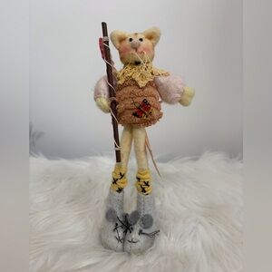 Charming Beige and Gray Cat Figurine